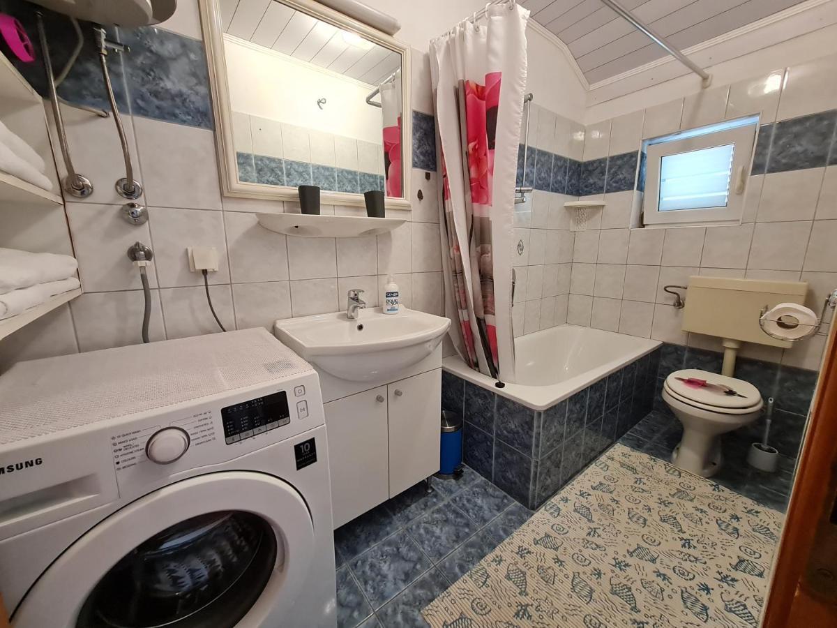 Apartman Tea Novi Vinodolski Esterno foto