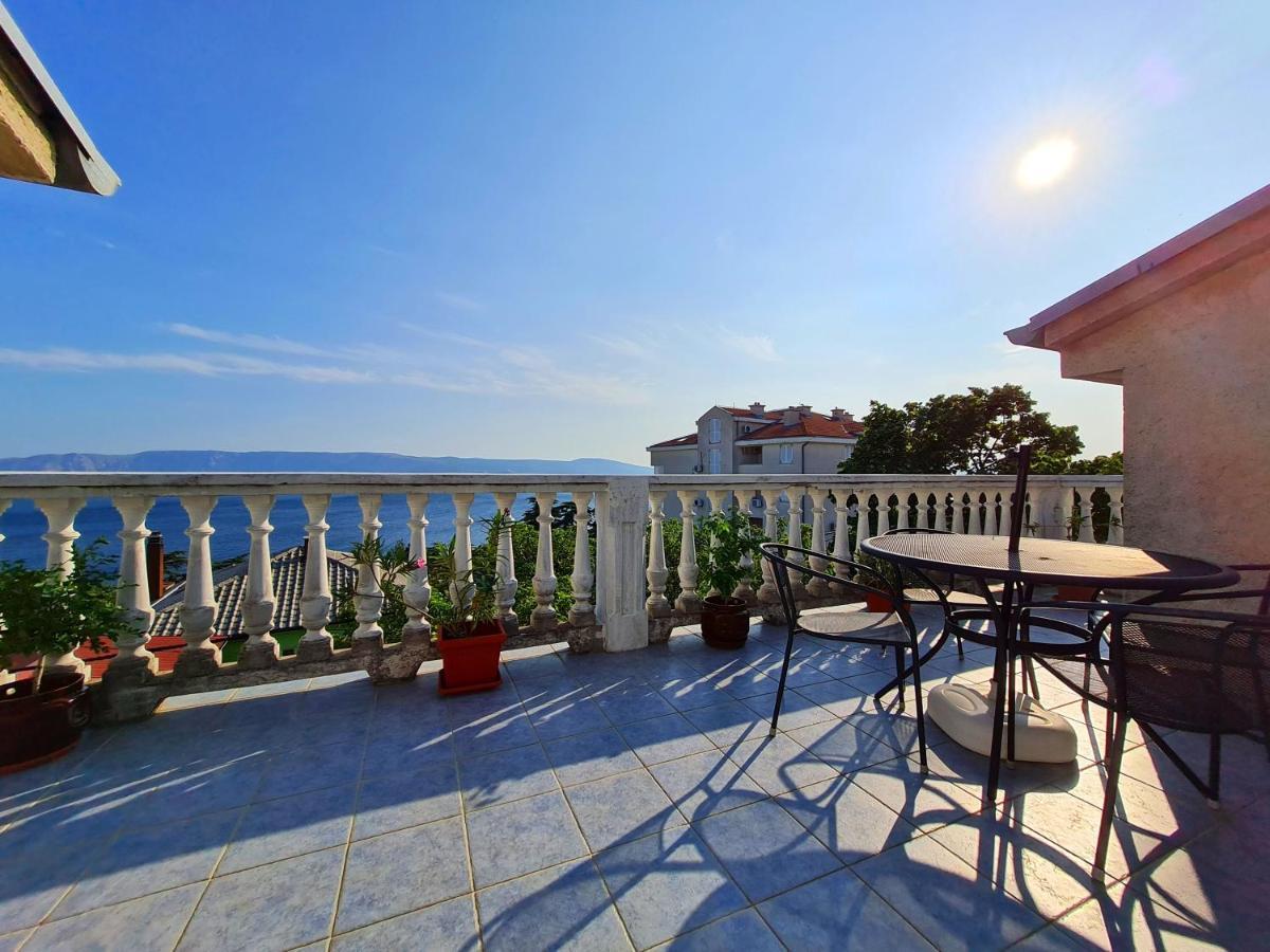 Apartman Tea Novi Vinodolski Esterno foto