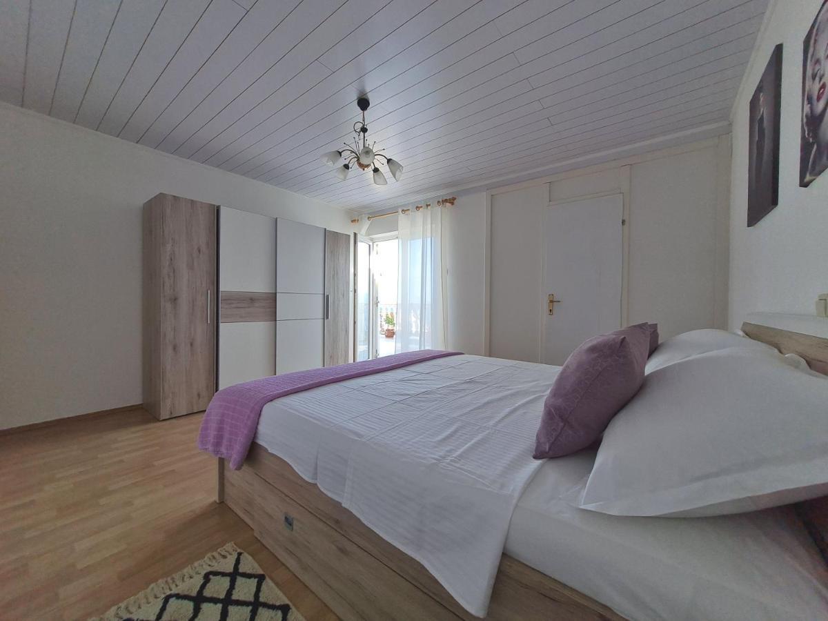 Apartman Tea Novi Vinodolski Esterno foto