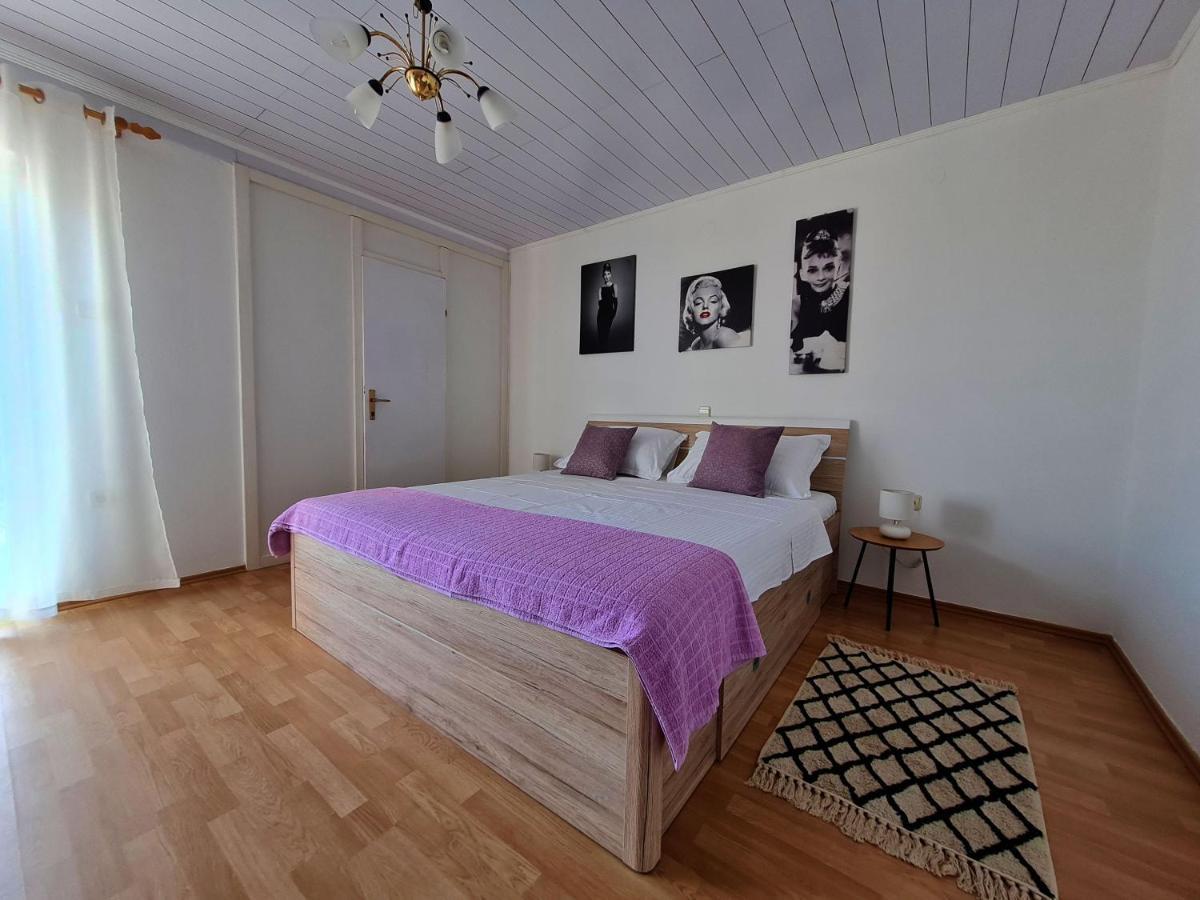 Apartman Tea Novi Vinodolski Esterno foto
